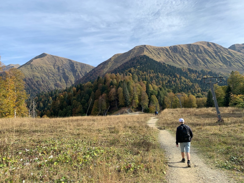 Путешествие в горы Красной поляны. Неделя на Розе Плато и прогулки по окресностям, октябрь 2020.