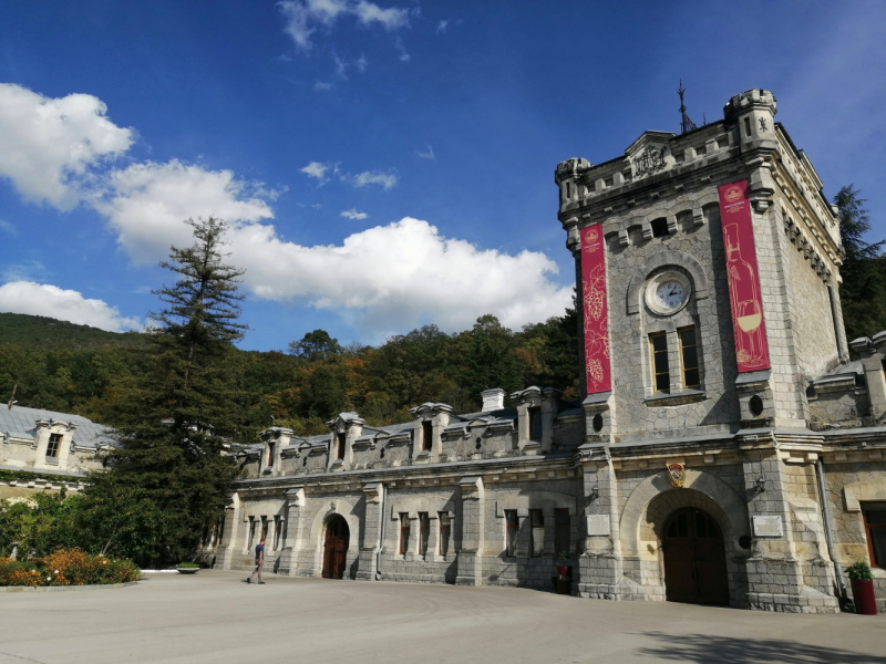 Одна отчаянная блондинка и 15 дней в Крыму. После прочтения ты точно начнешь собирать чемодан