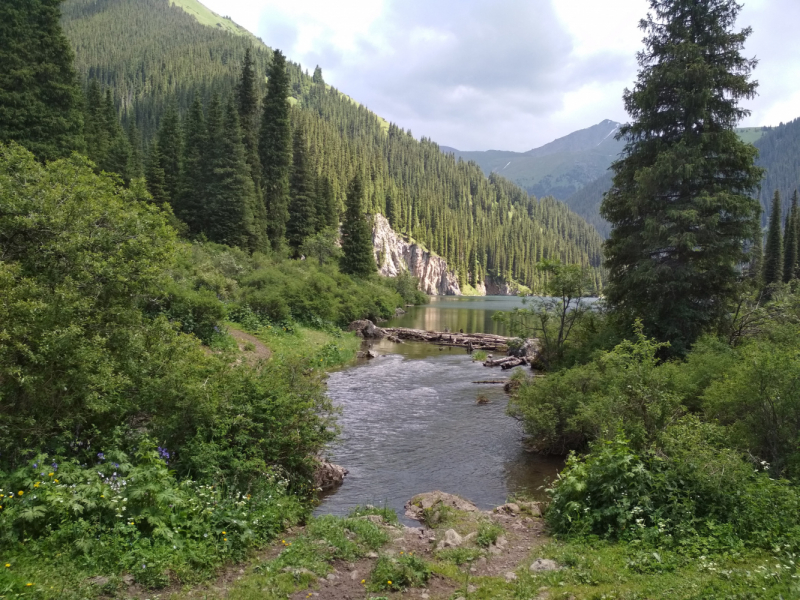 Казахстан в июле 2019 г. Озера. Каньон. Водопады. 1500 км автостопом.