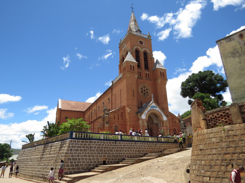 Мадагаскар-2020: Из крайности в крайность