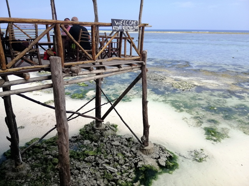 Zanzibaras automobiliu. Kizimkazi-Paje-Matemwe-Chuini-Stone Town. 