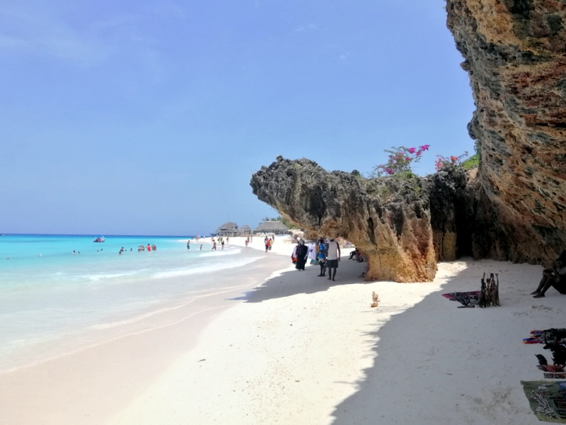 Zanzibā ra ar automaš ī nu. Kizimkazi-Paje-Matemwe-Chuini-Stone Town. 