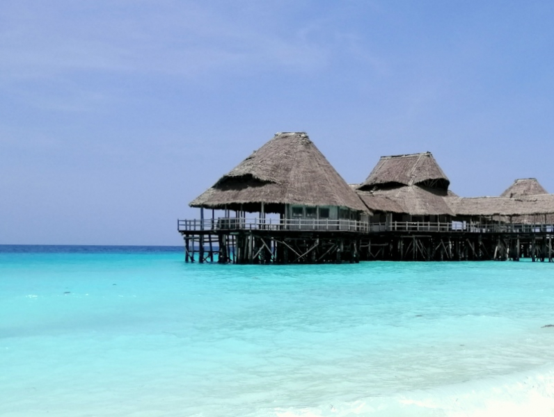 Zanzibā ra ar automaš ī nu. Kizimkazi-Paje-Matemwe-Chuini-Stone Town. 