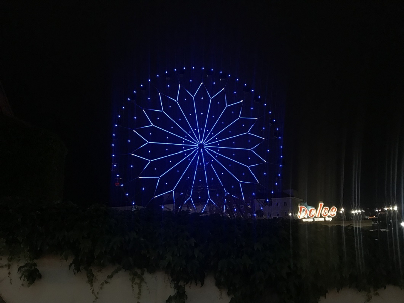 Сочи-Парк/отель Богатырь vs DisneyShanghai/Toy Story hotel