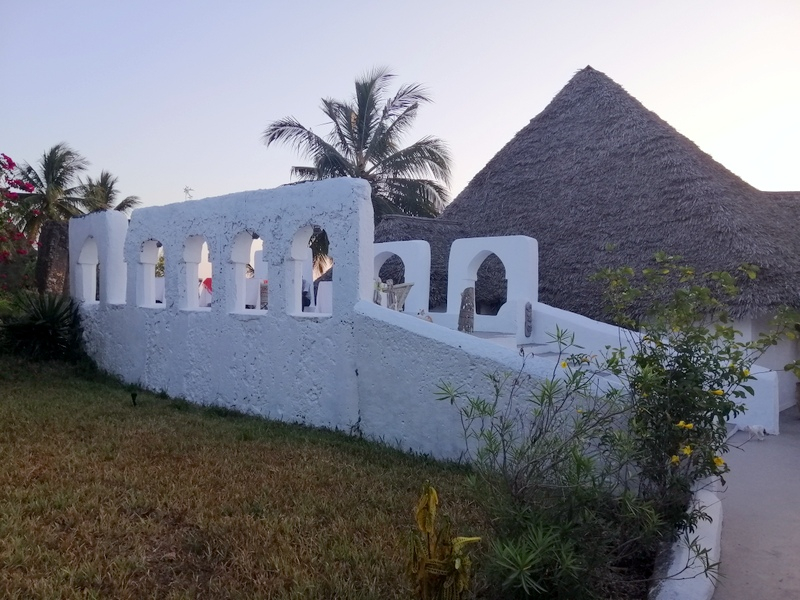 Zanzibā ra ar automaš ī nu. Kizimkazi-Paje-Matemwe-Chuini-Stone Town. 