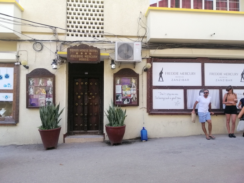 Zanzibaras automobiliu. Kizimkazi-Paje-Matemwe-Chuini-Stone Town. 