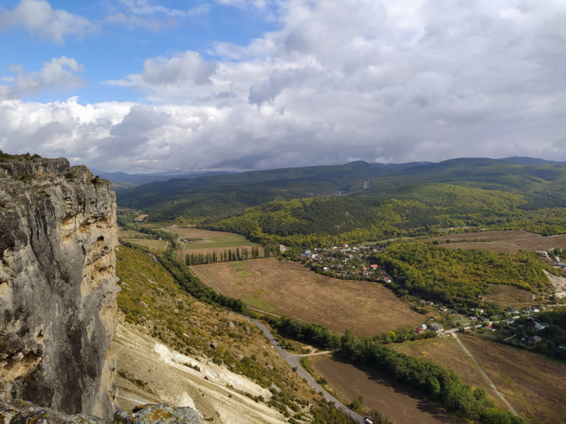 Крымская кругосветка в сентябре 2021. Две недели трекинга, моря, вина. Без машины.