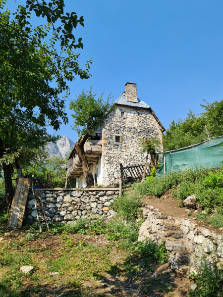 Албания, август 2021, от перевала Вальбона-Тети до Ксамила за неделю.