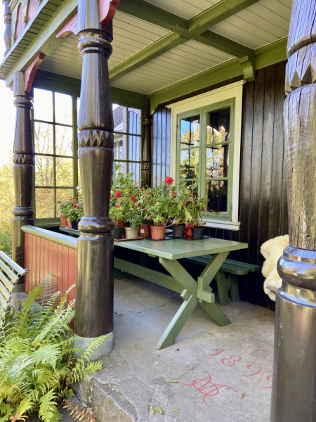 Пока мы ждем..