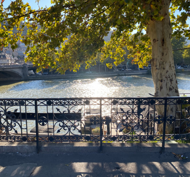 Октябрь 2021, Может Грузия и прекрасна, но я столько не пью или гамарджоба Вивиан