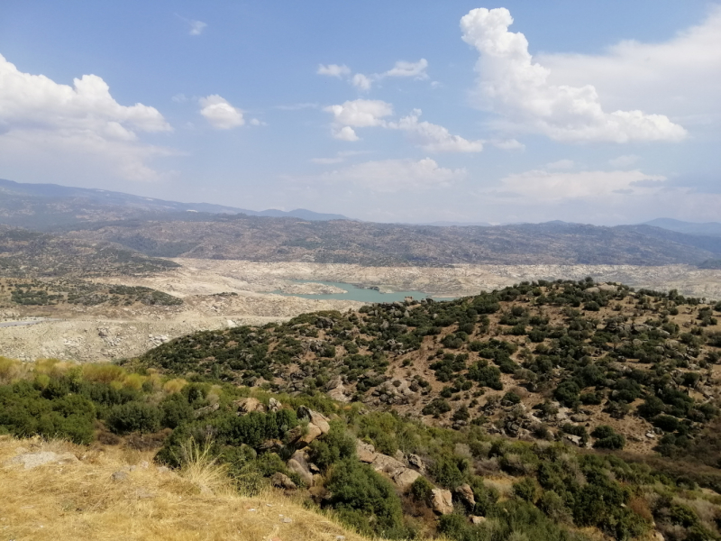 Долина Гёкбель (Gökbel Vadisi), еще называют ее Çine Kayalıkları.