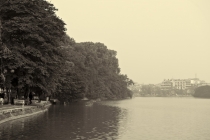 Хэллоу БаБай или Декабрьский Вьетнам (2011), Фото Траффик