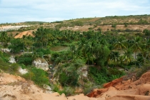 Хэллоу БаБай или Декабрьский Вьетнам (2011), Фото Траффик