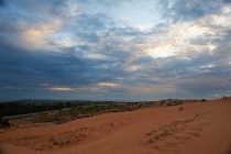 Хэллоу БаБай или Декабрьский Вьетнам (2011), Фото Траффик