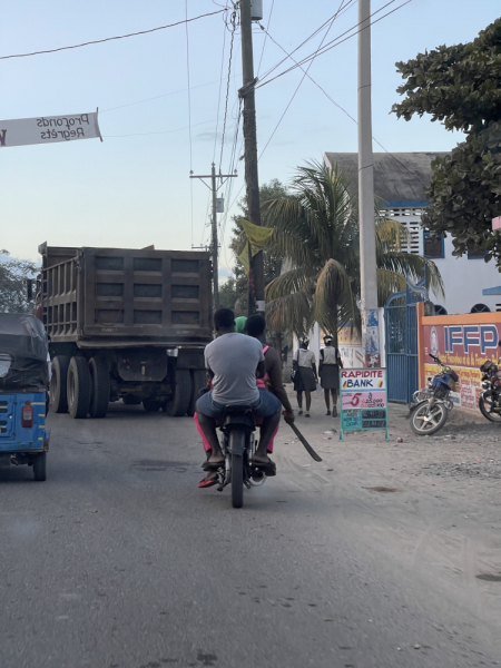 Путешествие на остров Гаити и марш - бросок в страну Гаити