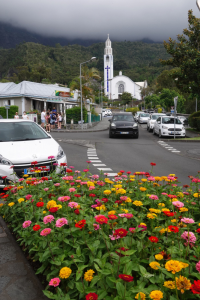 Маврикий умер (ковид), да здравствует Реюньон! Вместо пляжа лезем в горы
