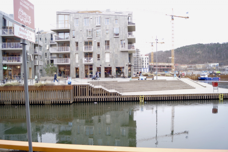 Пока мы ждем..