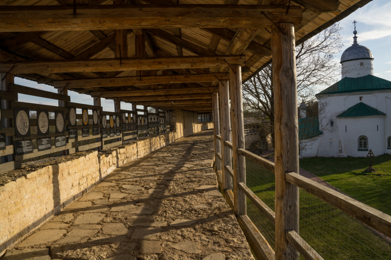 По Северо-Западным областям: от Изборска до Выборга