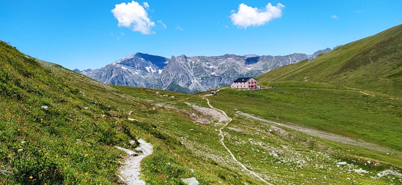 Walker’s Haute Route соло с палаткой за 9,5 дней с приквелом и сиквелом