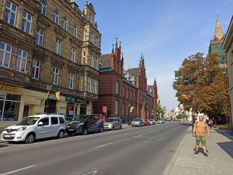 Гнезно