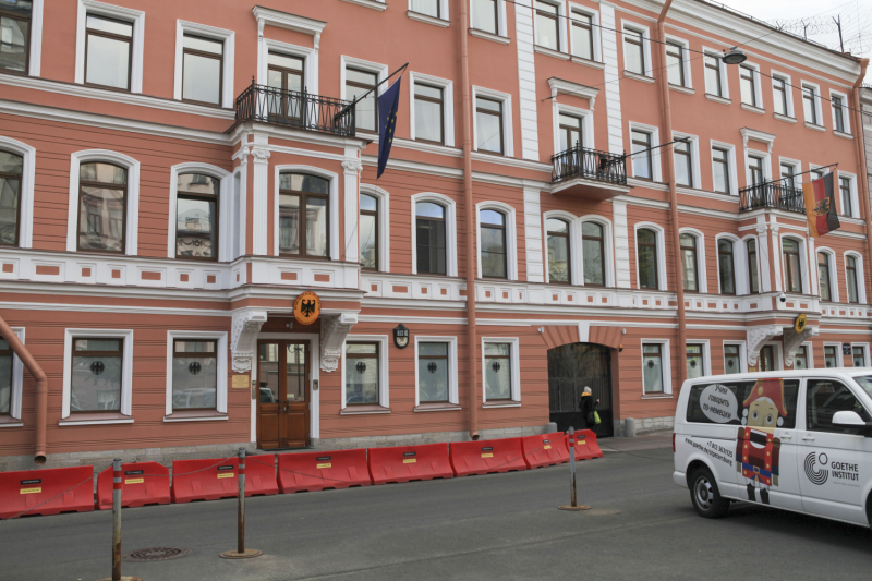 Бродилки по Питеру, Петергофу и Пушкину. В поисках готики и не только