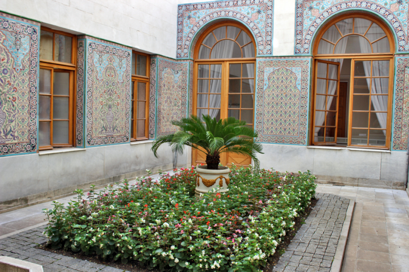 Достопримечательности Крыма: Феодосия, Коктебель, Судак, Нов свет, Ялта, Гурзуф, Ай-Петри. Фиолент Балаклава, Бахчисарай, Алушта, Евпатория, Тарханкут