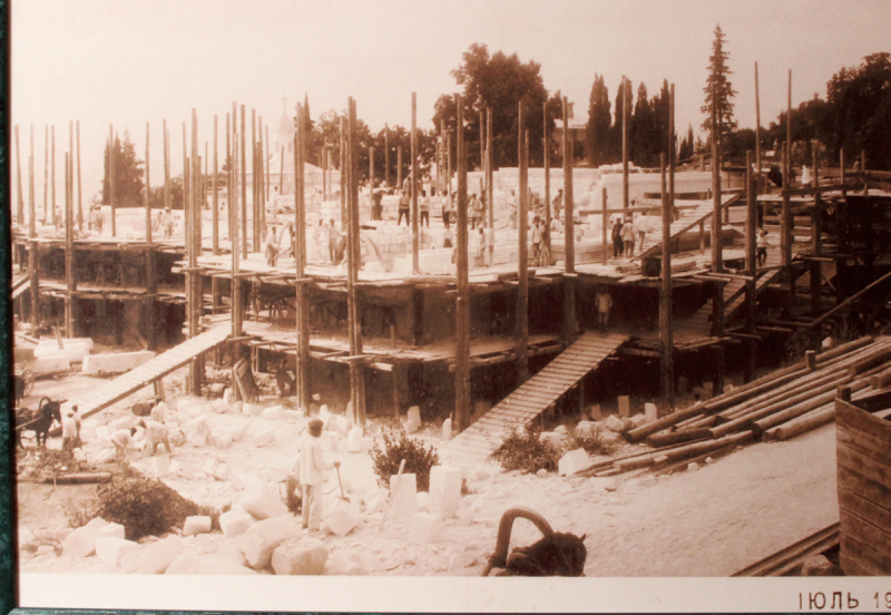 Достопримечательности Крыма: Феодосия, Коктебель, Судак, Нов свет, Ялта, Гурзуф, Ай-Петри. Фиолент Балаклава, Бахчисарай, Алушта, Евпатория, Тарханкут