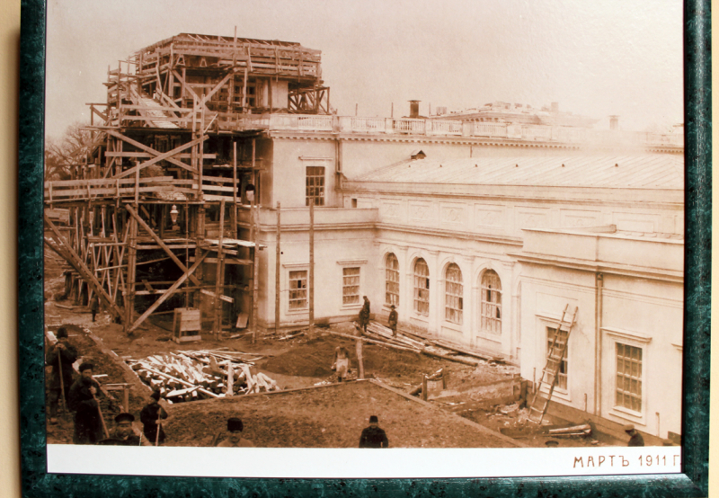 Достопримечательности Крыма: Феодосия, Коктебель, Судак, Нов свет, Ялта, Гурзуф, Ай-Петри. Фиолент Балаклава, Бахчисарай, Алушта, Евпатория, Тарханкут