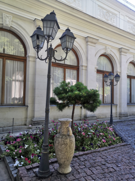 Достопримечательности Крыма: Феодосия, Коктебель, Судак, Нов свет, Ялта, Гурзуф, Ай-Петри. Фиолент Балаклава, Бахчисарай, Алушта, Евпатория, Тарханкут