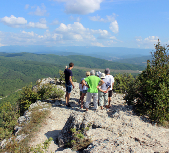 Достопримечательности Крыма: Феодосия, Коктебель, Судак, Нов свет, Ялта, Гурзуф, Ай-Петри. Фиолент Балаклава, Бахчисарай, Алушта, Евпатория, Тарханкут