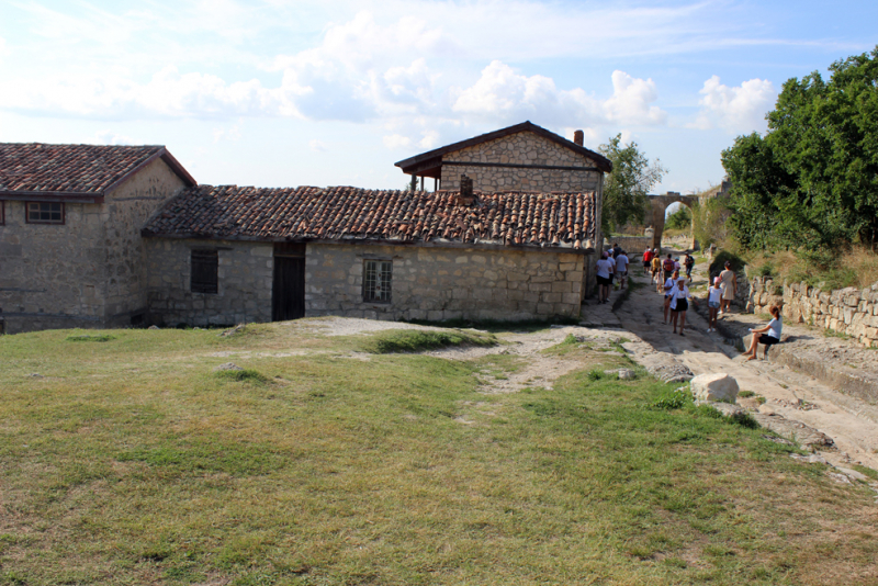 Достопримечательности Крыма: Феодосия, Коктебель, Судак, Нов свет, Ялта, Гурзуф, Ай-Петри. Фиолент Балаклава, Бахчисарай, Алушта, Евпатория, Тарханкут