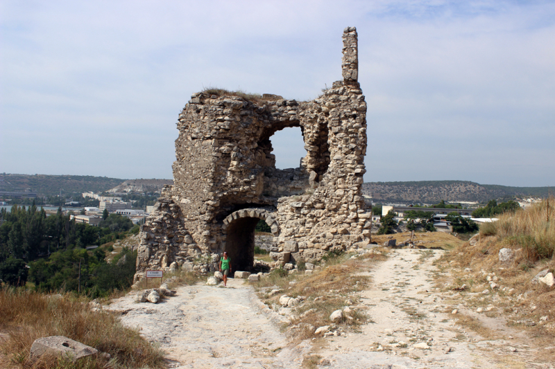 Достопримечательности Крыма: Феодосия, Коктебель, Судак, Нов свет, Ялта, Гурзуф, Ай-Петри. Фиолент Балаклава, Бахчисарай, Алушта, Евпатория, Тарханкут