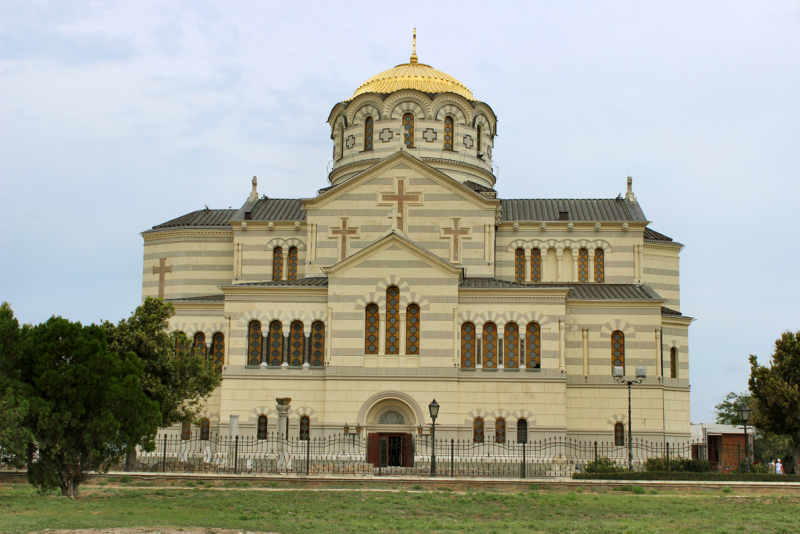 Достопримечательности Крыма: Феодосия, Коктебель, Судак, Нов свет, Ялта, Гурзуф, Ай-Петри. Фиолент Балаклава, Бахчисарай, Алушта, Евпатория, Тарханкут