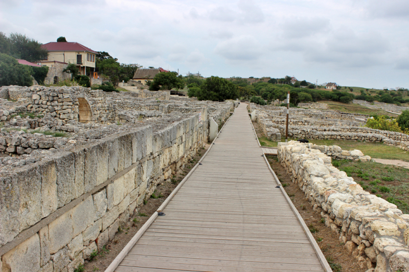 Достопримечательности Крыма: Феодосия, Коктебель, Судак, Нов свет, Ялта, Гурзуф, Ай-Петри. Фиолент Балаклава, Бахчисарай, Алушта, Евпатория, Тарханкут