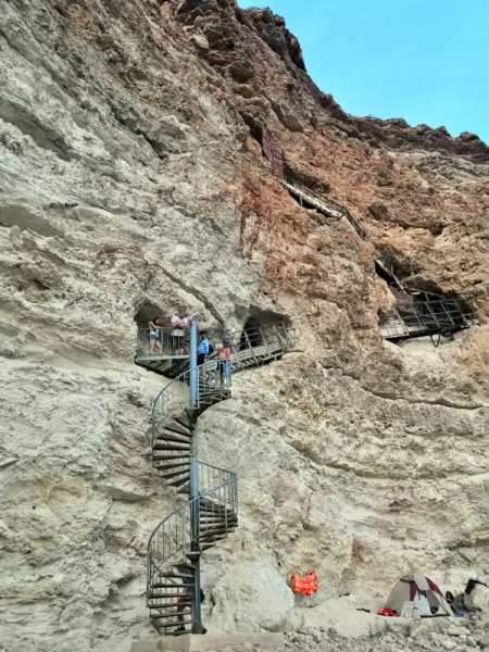 Достопримечательности Крыма: Феодосия, Коктебель, Судак, Нов свет, Ялта, Гурзуф, Ай-Петри. Фиолент Балаклава, Бахчисарай, Алушта, Евпатория, Тарханкут