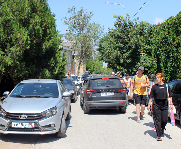 Достопримечательности Крыма: Феодосия, Коктебель, Судак, Нов свет, Ялта, Гурзуф, Ай-Петри. Фиолент Балаклава, Бахчисарай, Алушта, Евпатория, Тарханкут