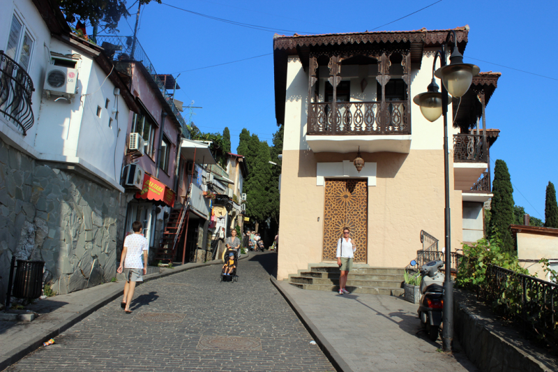 Достопримечательности Крыма: Феодосия, Коктебель, Судак, Нов свет, Ялта, Гурзуф, Ай-Петри. Фиолент Балаклава, Бахчисарай, Алушта, Евпатория, Тарханкут