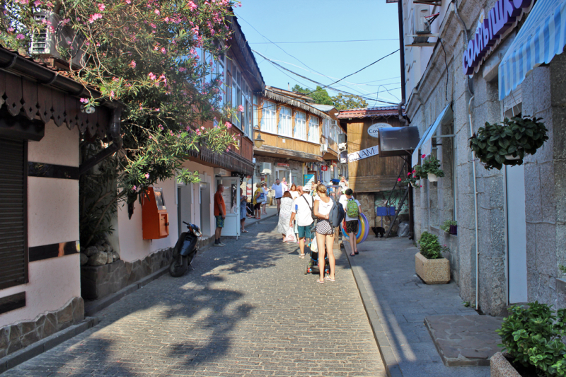 Достопримечательности Крыма: Феодосия, Коктебель, Судак, Нов свет, Ялта, Гурзуф, Ай-Петри. Фиолент Балаклава, Бахчисарай, Алушта, Евпатория, Тарханкут