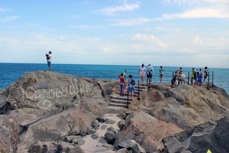 Достопримечательности Крыма: Феодосия, Коктебель, Судак, Нов свет, Ялта, Гурзуф, Ай-Петри. Фиолент Балаклава, Бахчисарай, Алушта, Евпатория, Тарханкут