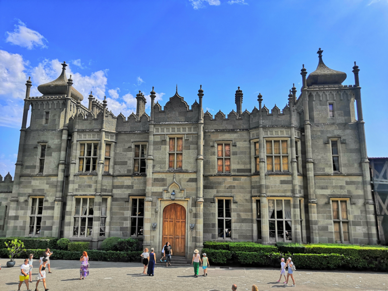 Достопримечательности Крыма: Феодосия, Коктебель, Судак, Нов свет, Ялта, Гурзуф, Ай-Петри. Фиолент Балаклава, Бахчисарай, Алушта, Евпатория, Тарханкут