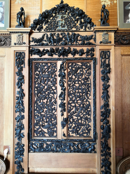 Достопримечательности Крыма: Феодосия, Коктебель, Судак, Нов свет, Ялта, Гурзуф, Ай-Петри. Фиолент Балаклава, Бахчисарай, Алушта, Евпатория, Тарханкут