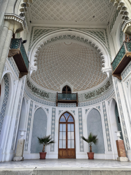 Достопримечательности Крыма: Феодосия, Коктебель, Судак, Нов свет, Ялта, Гурзуф, Ай-Петри. Фиолент Балаклава, Бахчисарай, Алушта, Евпатория, Тарханкут