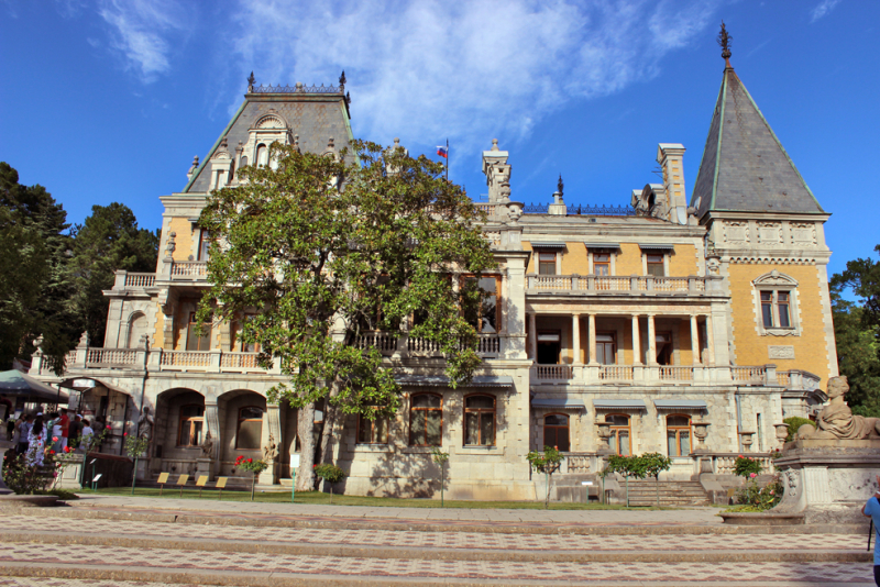 Достопримечательности Крыма: Феодосия, Коктебель, Судак, Нов свет, Ялта, Гурзуф, Ай-Петри. Фиолент Балаклава, Бахчисарай, Алушта, Евпатория, Тарханкут