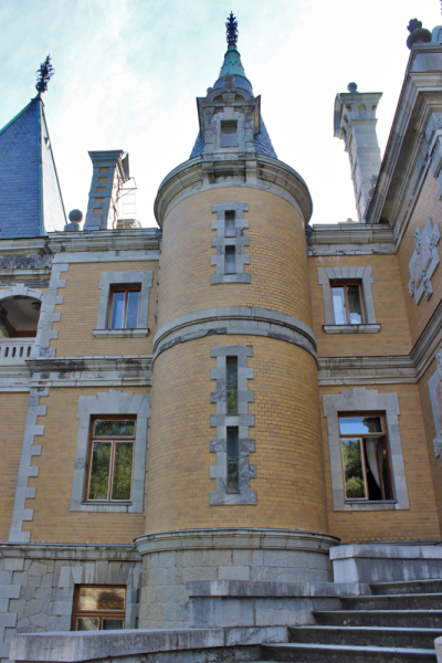 Достопримечательности Крыма: Феодосия, Коктебель, Судак, Нов свет, Ялта, Гурзуф, Ай-Петри. Фиолент Балаклава, Бахчисарай, Алушта, Евпатория, Тарханкут