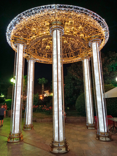 Достопримечательности Крыма: Феодосия, Коктебель, Судак, Нов свет, Ялта, Гурзуф, Ай-Петри. Фиолент Балаклава, Бахчисарай, Алушта, Евпатория, Тарханкут