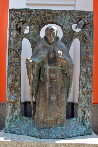 Достопримечательности Крыма: Феодосия, Коктебель, Судак, Нов свет, Ялта, Гурзуф, Ай-Петри. Фиолент Балаклава, Бахчисарай, Алушта, Евпатория, Тарханкут