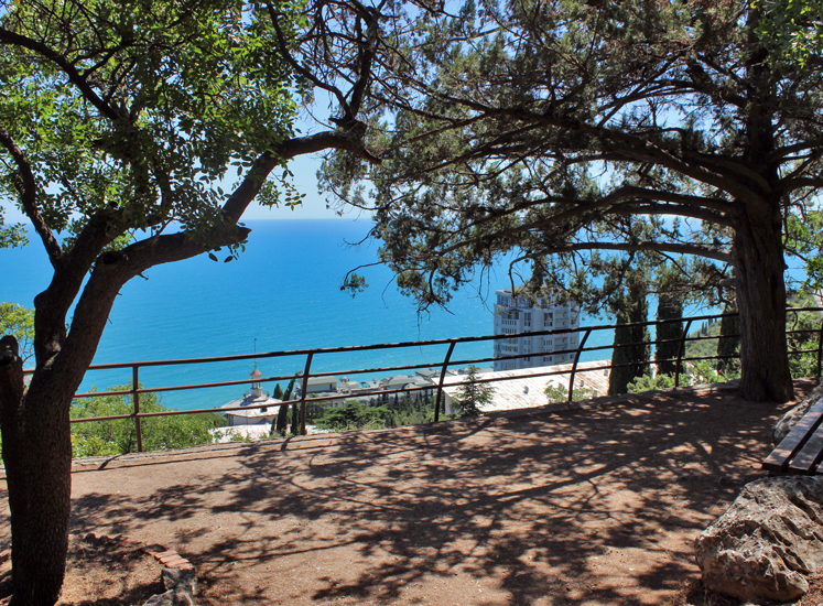 Достопримечательности Крыма: Феодосия, Коктебель, Судак, Нов свет, Ялта, Гурзуф, Ай-Петри. Фиолент Балаклава, Бахчисарай, Алушта, Евпатория, Тарханкут