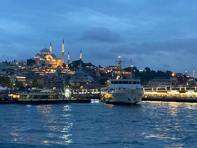 Пять дней в Стамбуле в июне 2022 и семь лет назад