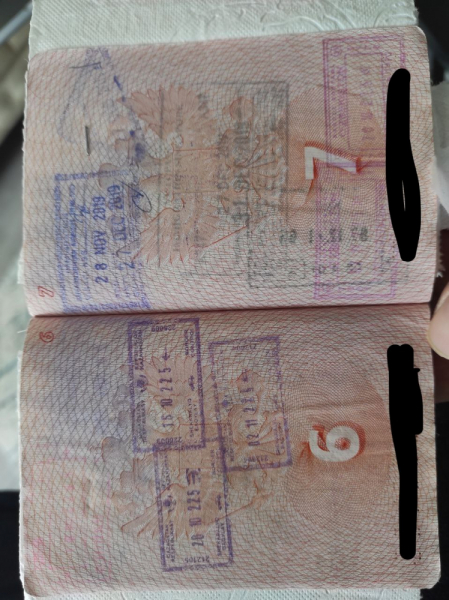 Поврежден загранпаспорт - могут быть проблемы на границе