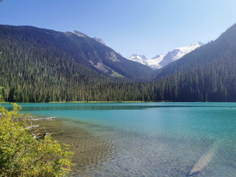 Joffre Lakes, BC. Один из самых красивых хайков Канады. Фото